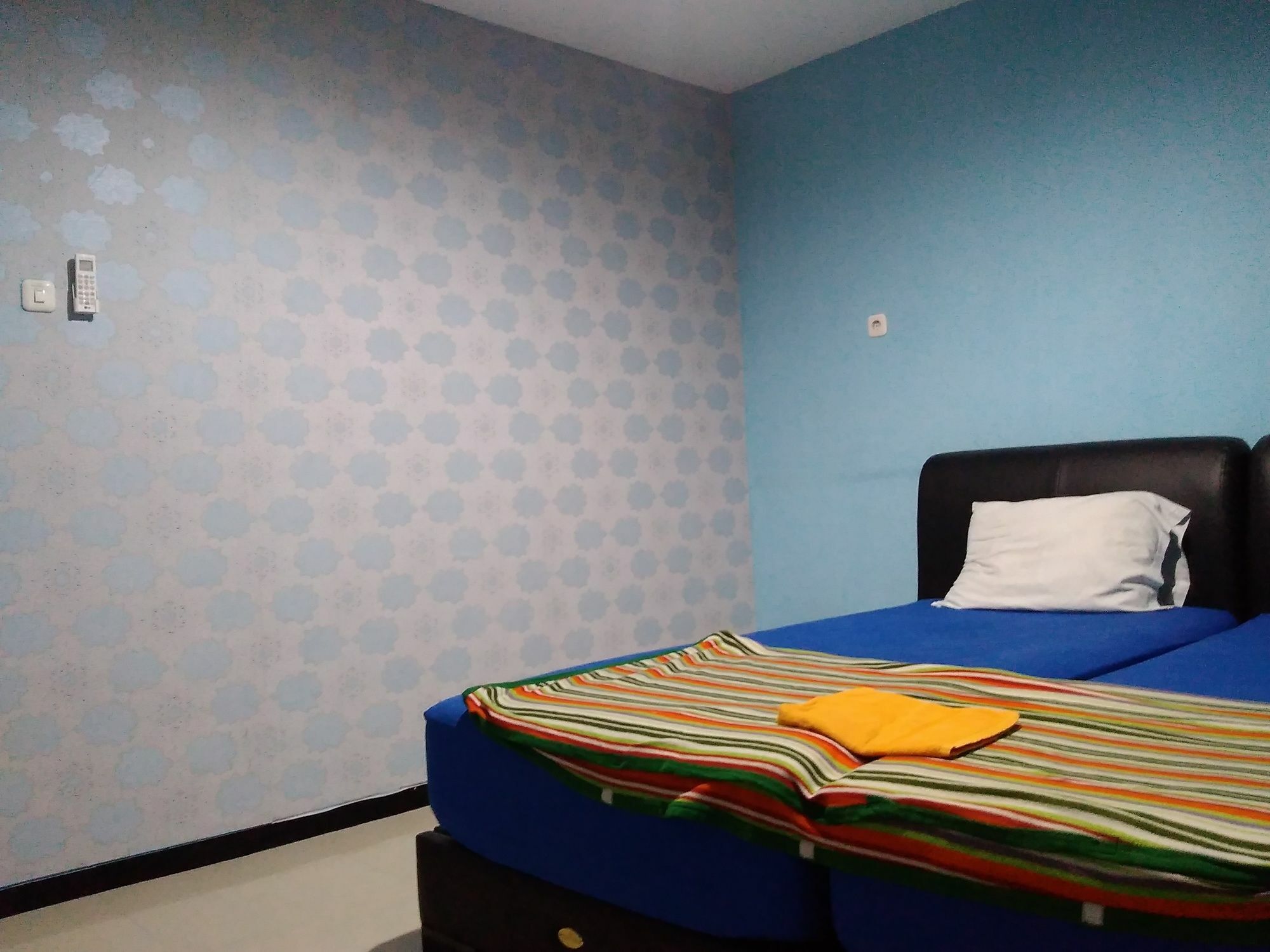 Budget Guest House Tunas Mandiri Jaya Маланг Екстер'єр фото